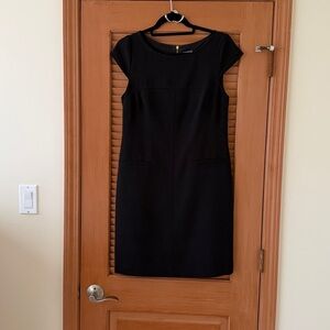 Vince Camuto Black Cap Sleeve Midi Dress